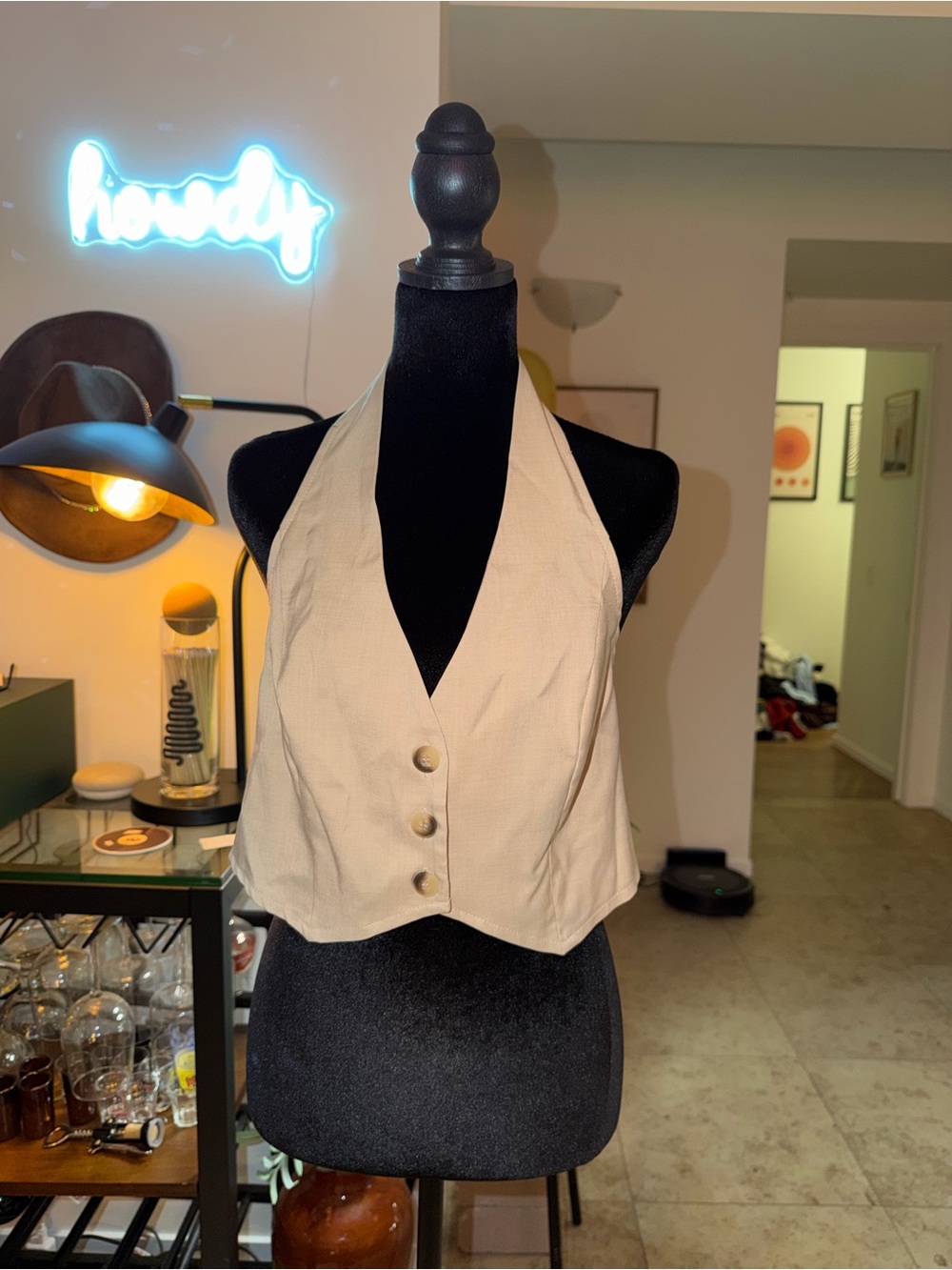 SHEIN Beige Halter Button-Front Crop Top